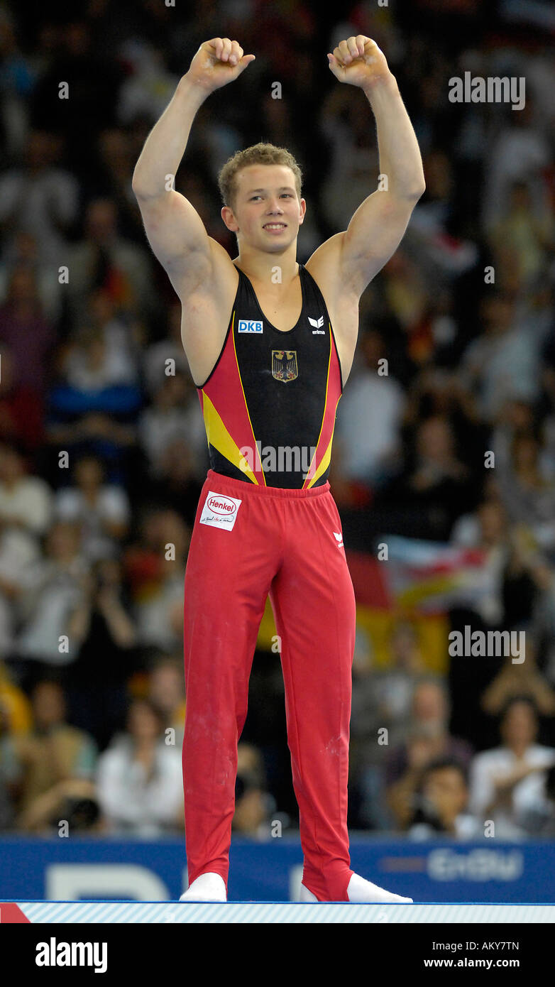 Künstlerische Gymnastik Fabian Hambüchen GER jubeln künstlerische Gymnastik World Championships 2007 Stuttgart Baden-Württemberg Ge Stockfoto