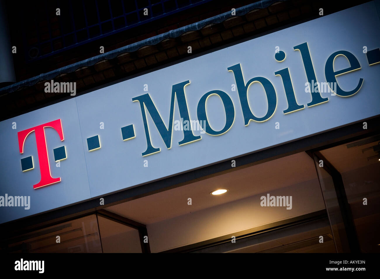 T-Mobile Handy-shop Stockfoto