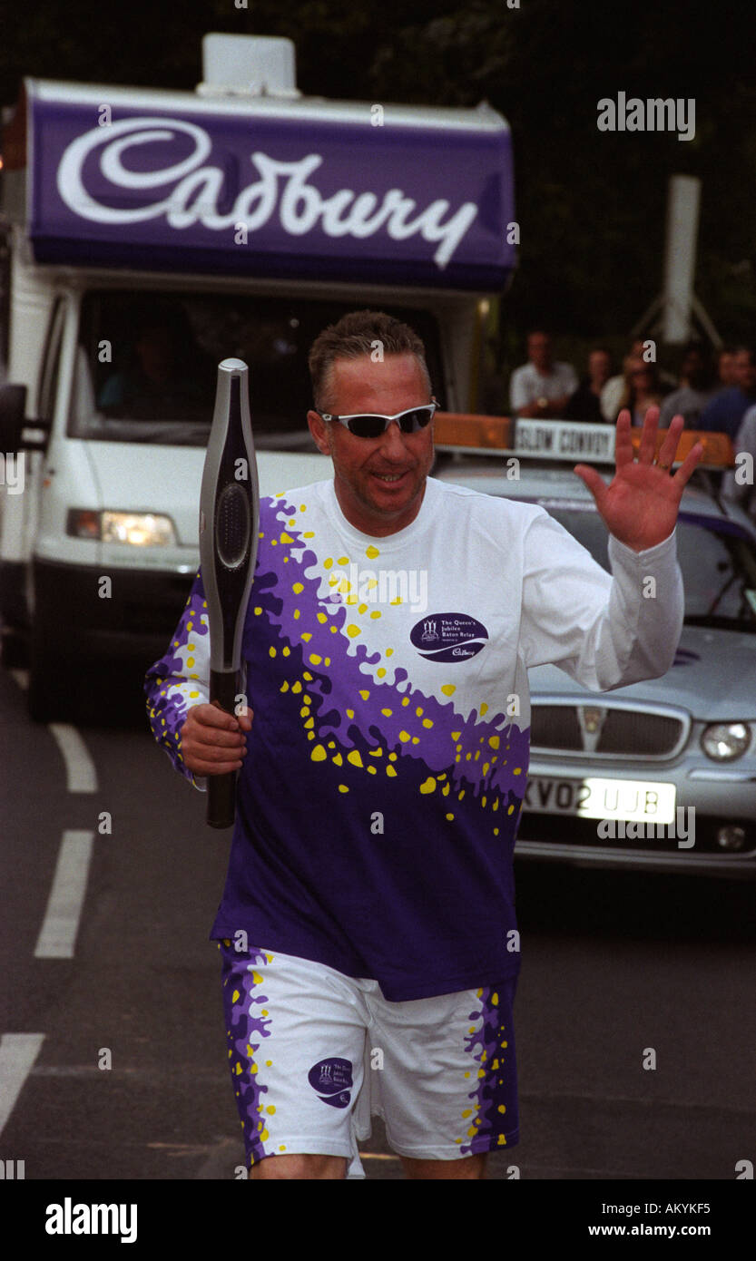 Ehemaliges England Cricketer Ian Botham Teilnahme an die Queen s Jubilee Baton Relay-Juli 2002-London-UK Stockfoto