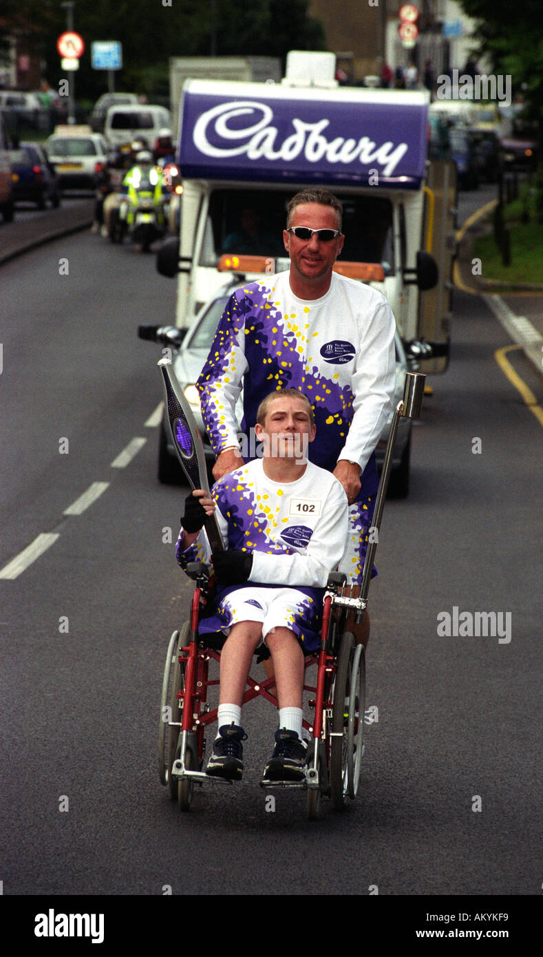 Ehemaliges England Cricketer Ian Botham Teilnahme an die Queen s Jubilee Baton Relay-Juli 2002-London-UK Stockfoto
