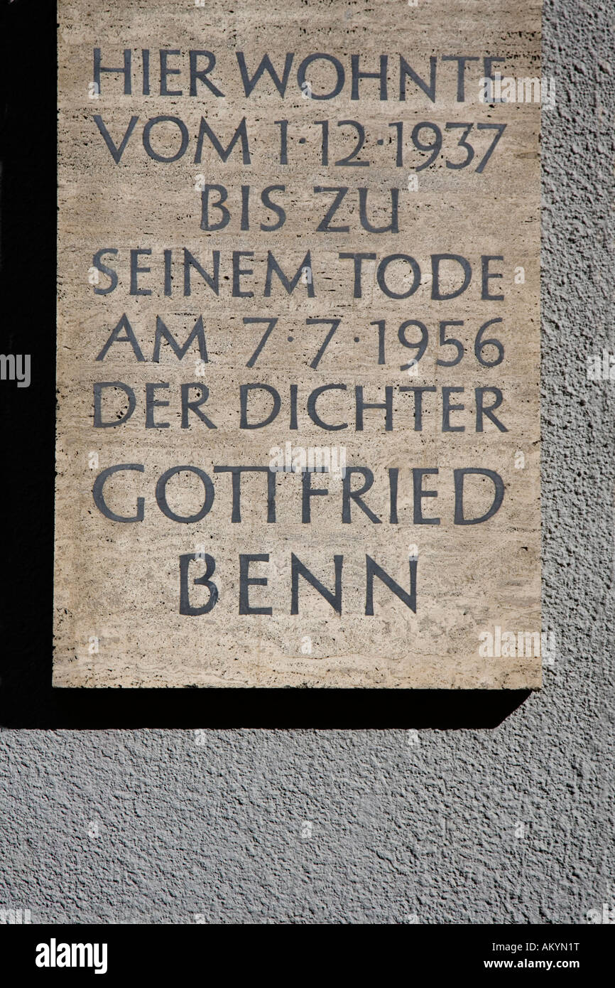 Gedenktafel von Gottfried Benn Stockfoto