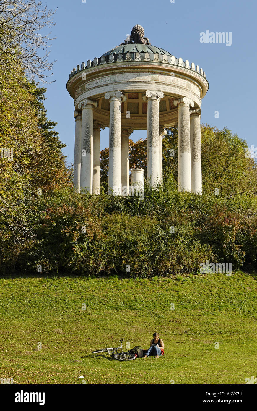 Monopteros Englischen Garten Englischer Garten Munchen Bayern