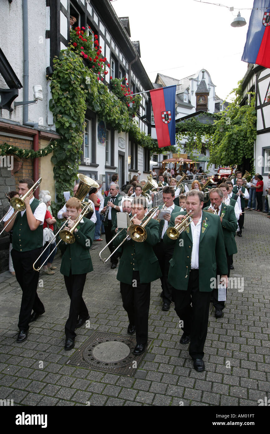 Eröffnung des ältesten deutschen Weinfest in Winningen an der Mosel, Rheinland-Pfalz, Deutschland Stockfoto