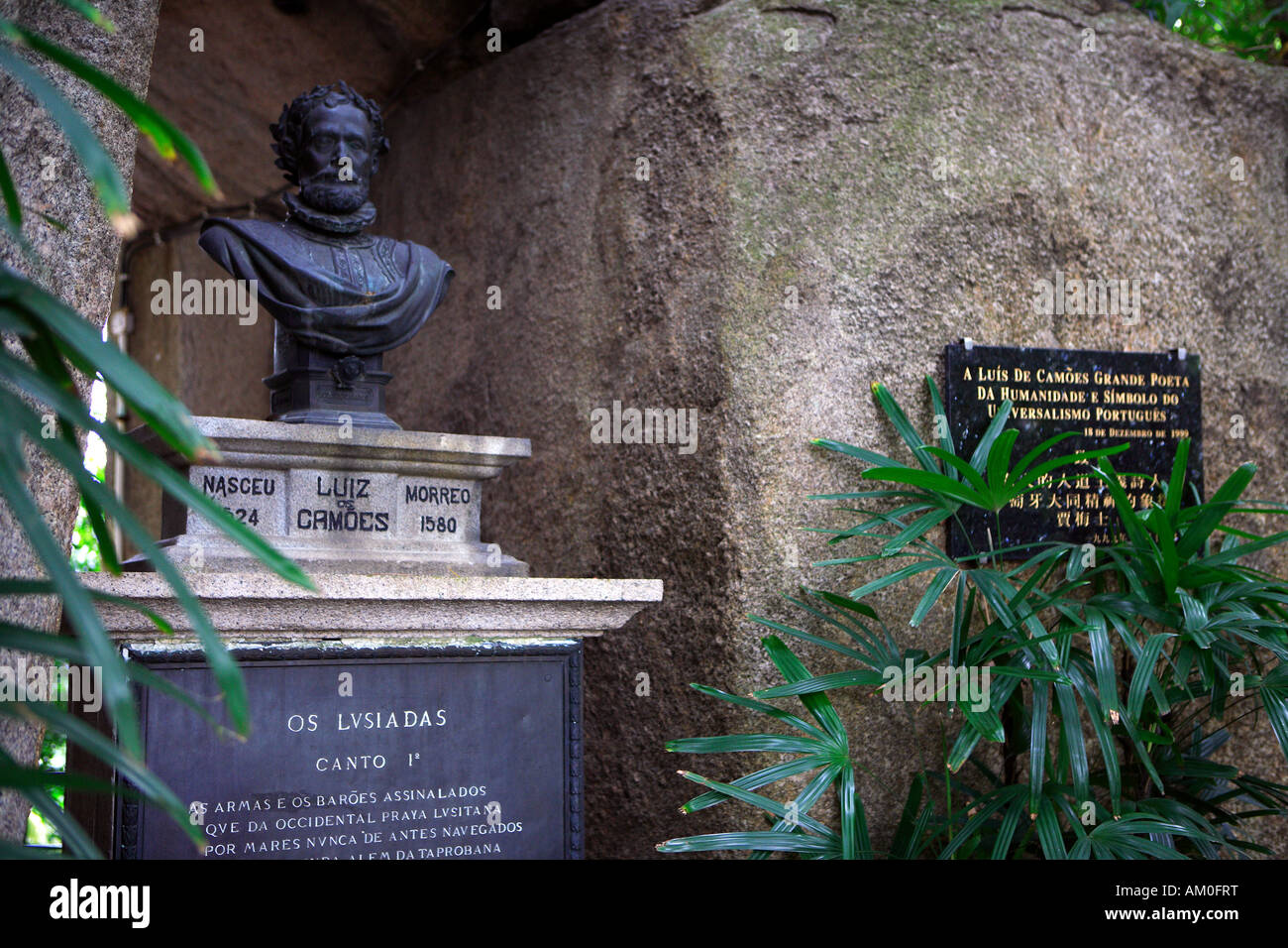 China, Macau, Camoes Garten und Statue des Schriftstellers Stockfoto