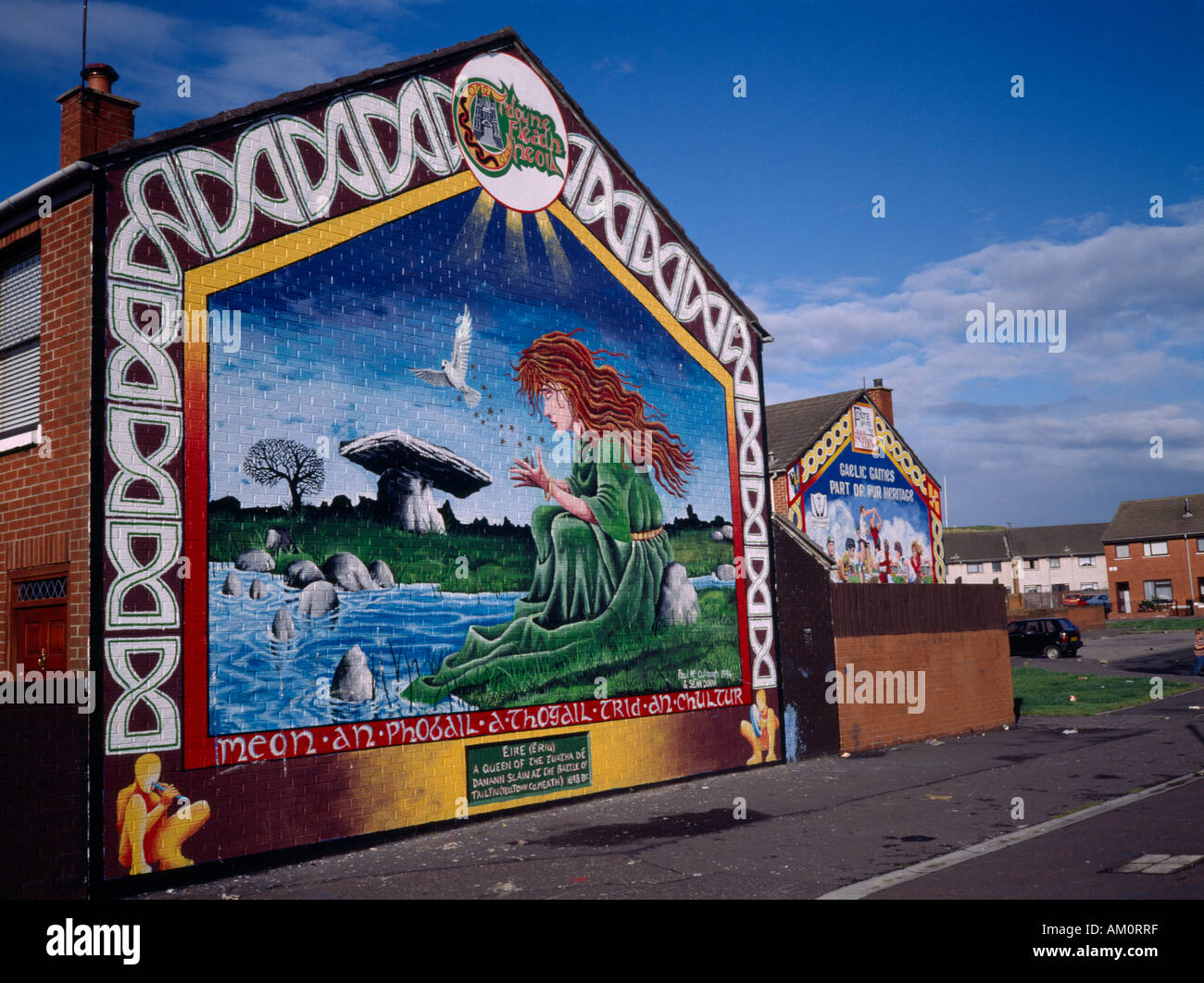 Großbritannien-Nordirland Belfast Ardoyne Wandbild einer Königin der Tuatha de Danann getötet an Schlacht von Tailtiu dadurch Feirste Stockfoto