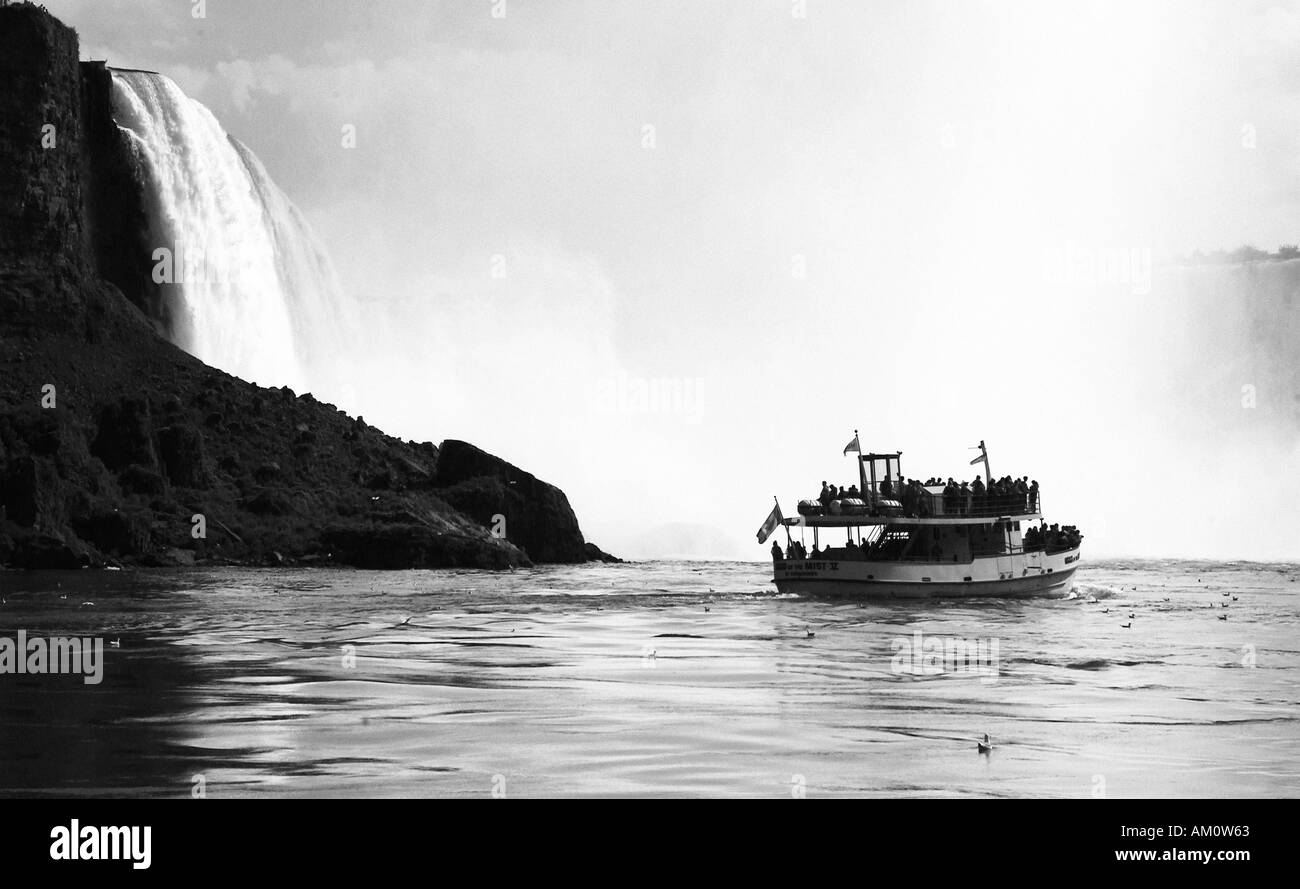 Maid of Nebel Niagara Falls Ontario Kanada Stockfoto