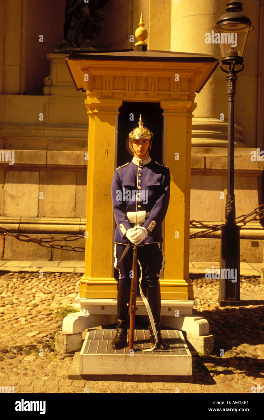 Wachablösung vor dem schwedischen Königspalast Stockholm Schweden Stockfoto