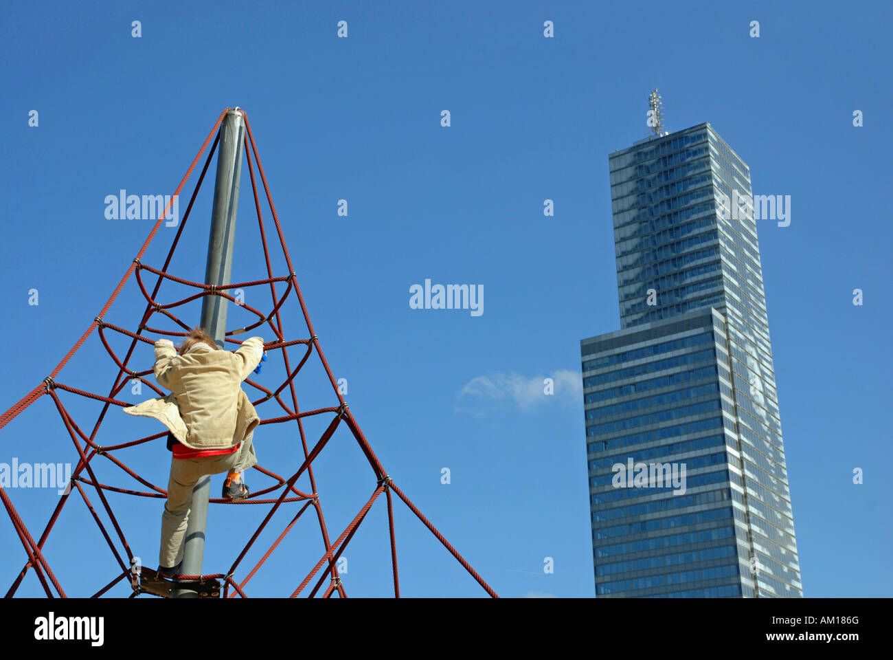 Der Kölner Turm in der Mediapark, Nordrhein-Westfalen, Deutschland Stockfoto