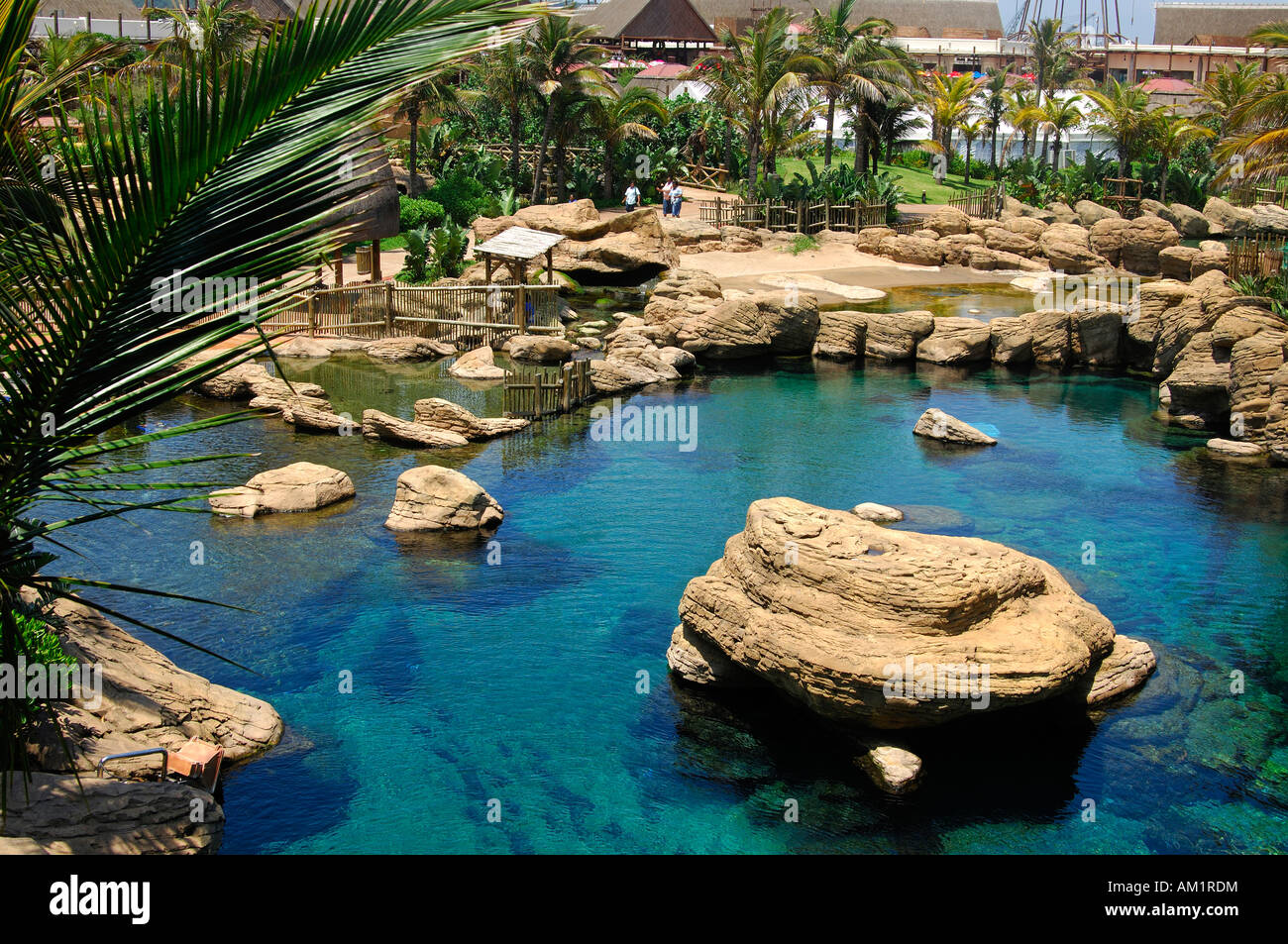 Schnorchel-Lagune an der uShaka Marine World Themenpark, Durban, Südafrika Stockfoto