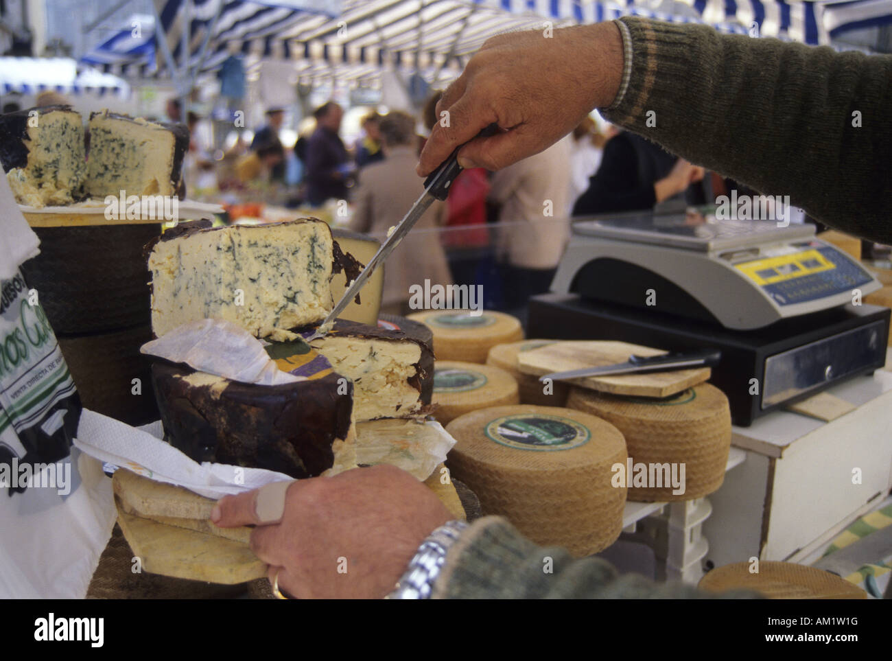 Picon Käse in Esperanza Straßenmarkt Stadt Cantabria SANTANDER Spanien Stockfoto