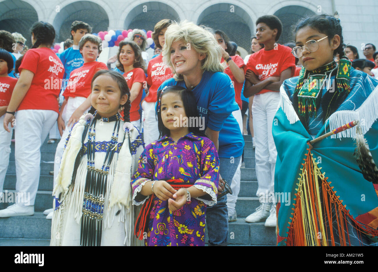 Connie Stevens mit Kindern Memorial Day Los Angeles Kalifornien Stockfoto