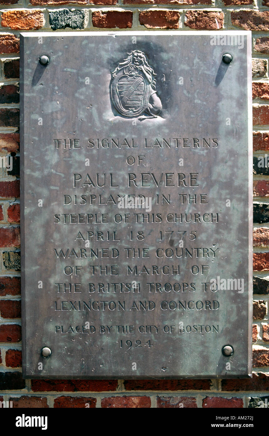 Historische Beschreibung auf einer Plakette auf der Old North Church in North End von Boston Stockfoto