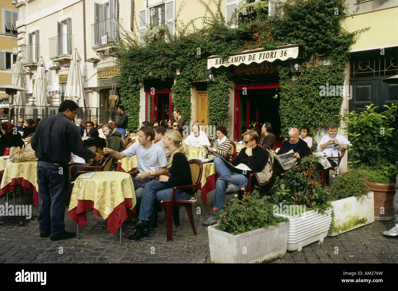 Geographie/Reisen, Italien, Rom, Gastronomie, Cafe' Bar Campo de Fiori 36', Platz Campo de' Fiori, Additional-Rights - Clearance-Info - Not-Available Stockfoto