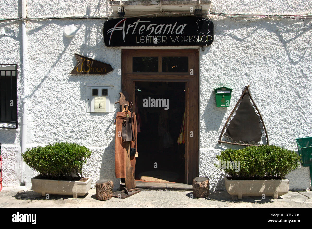 Lederwerkstatt in Berg Dorf von Capileira, Las Alpujarras, Andalusien, Spanien Stockfoto