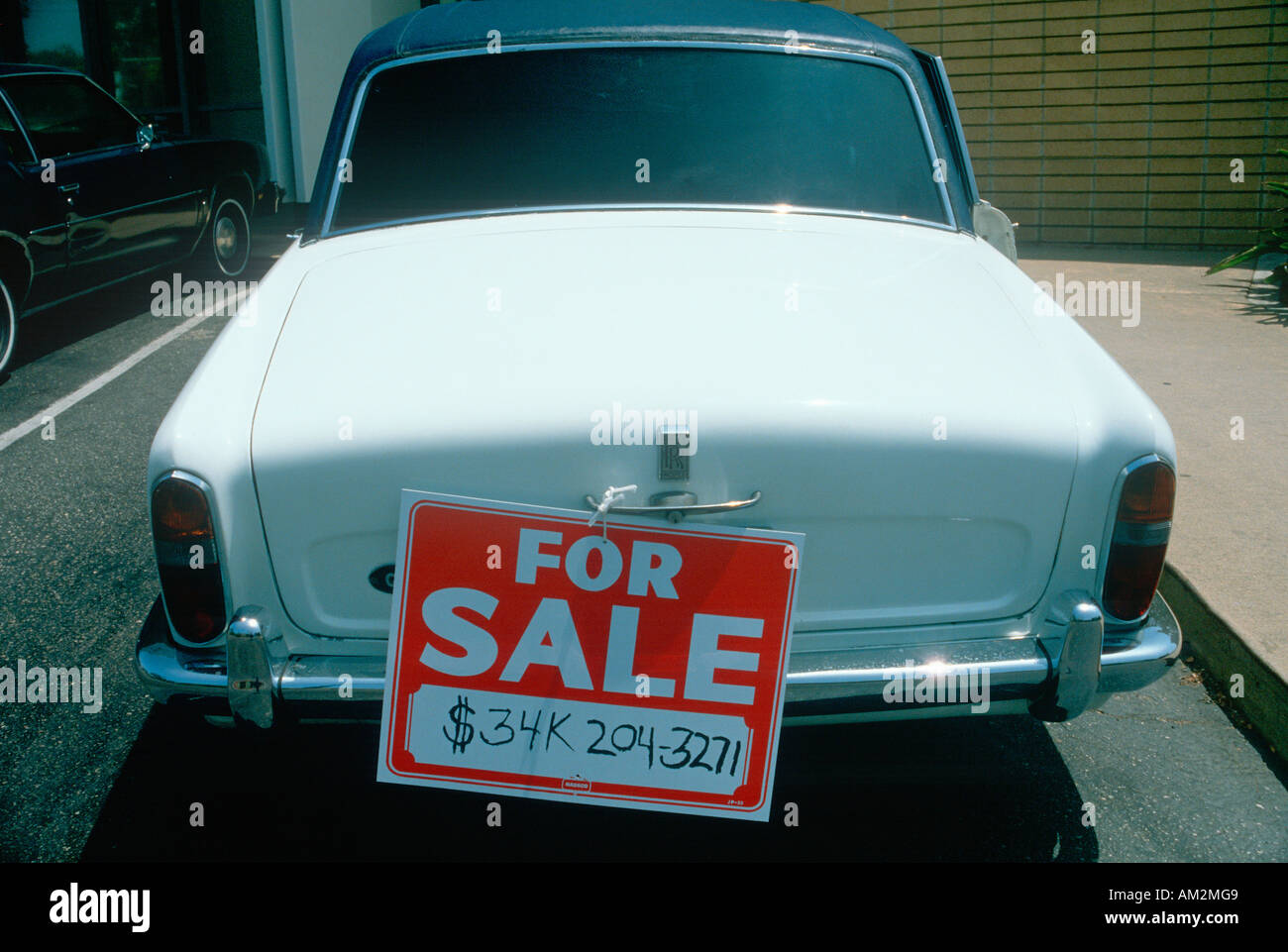 Ein Auto zum Verkauf an der Beverly Hills Car Show in Beverly Hills Kalifornien Stockfoto