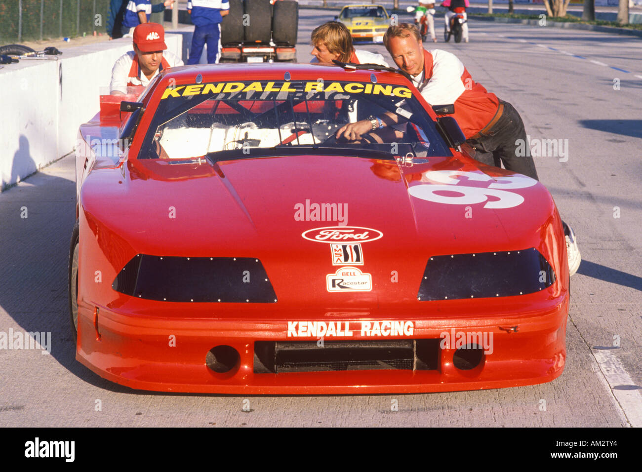 Ein roter Mazda Trans AM in der Toyota Grand Prix-Rennen in Long Beach CA Stockfoto