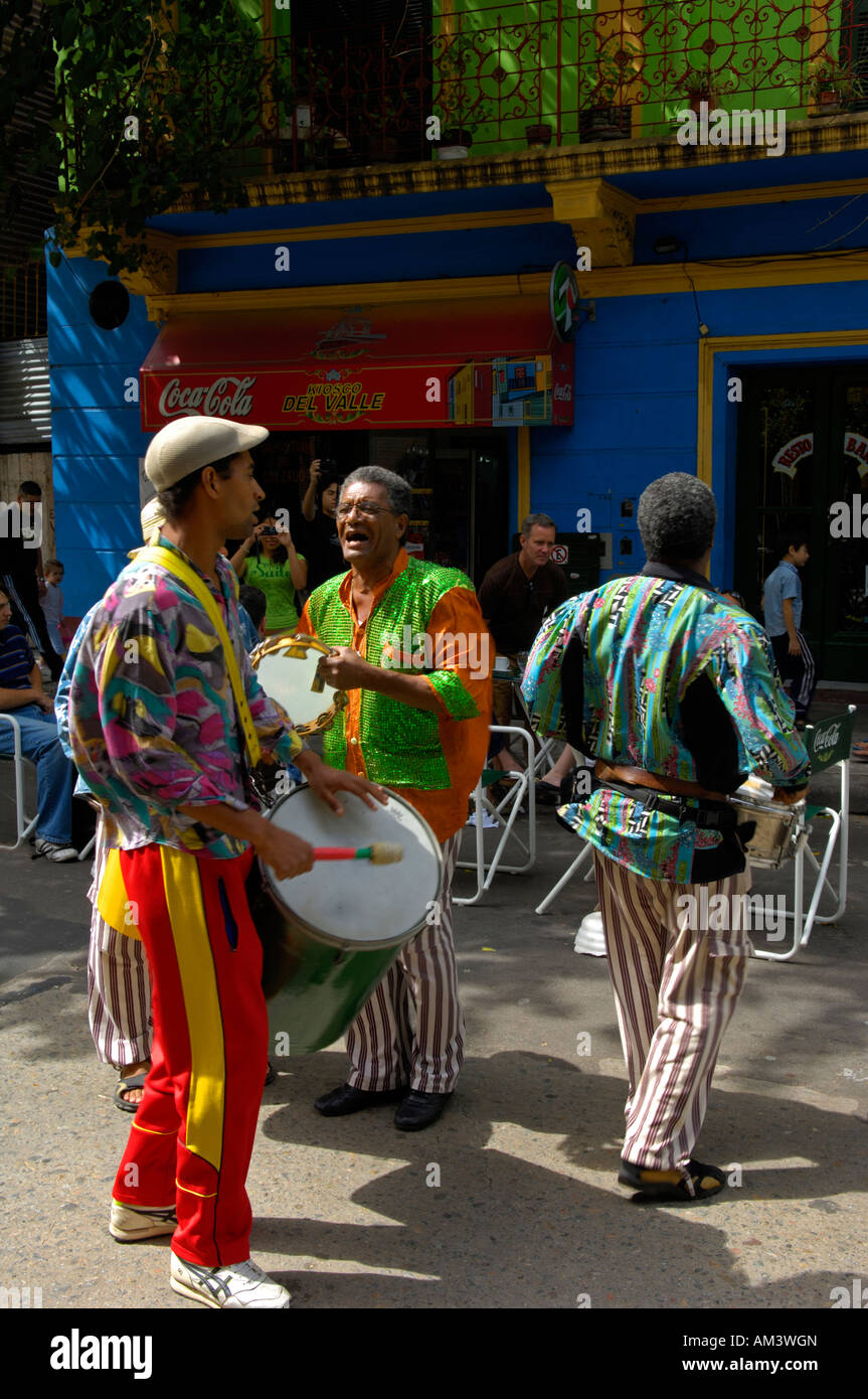Straßenmusiker unterhalten der Tourist in La Boca Stockfoto