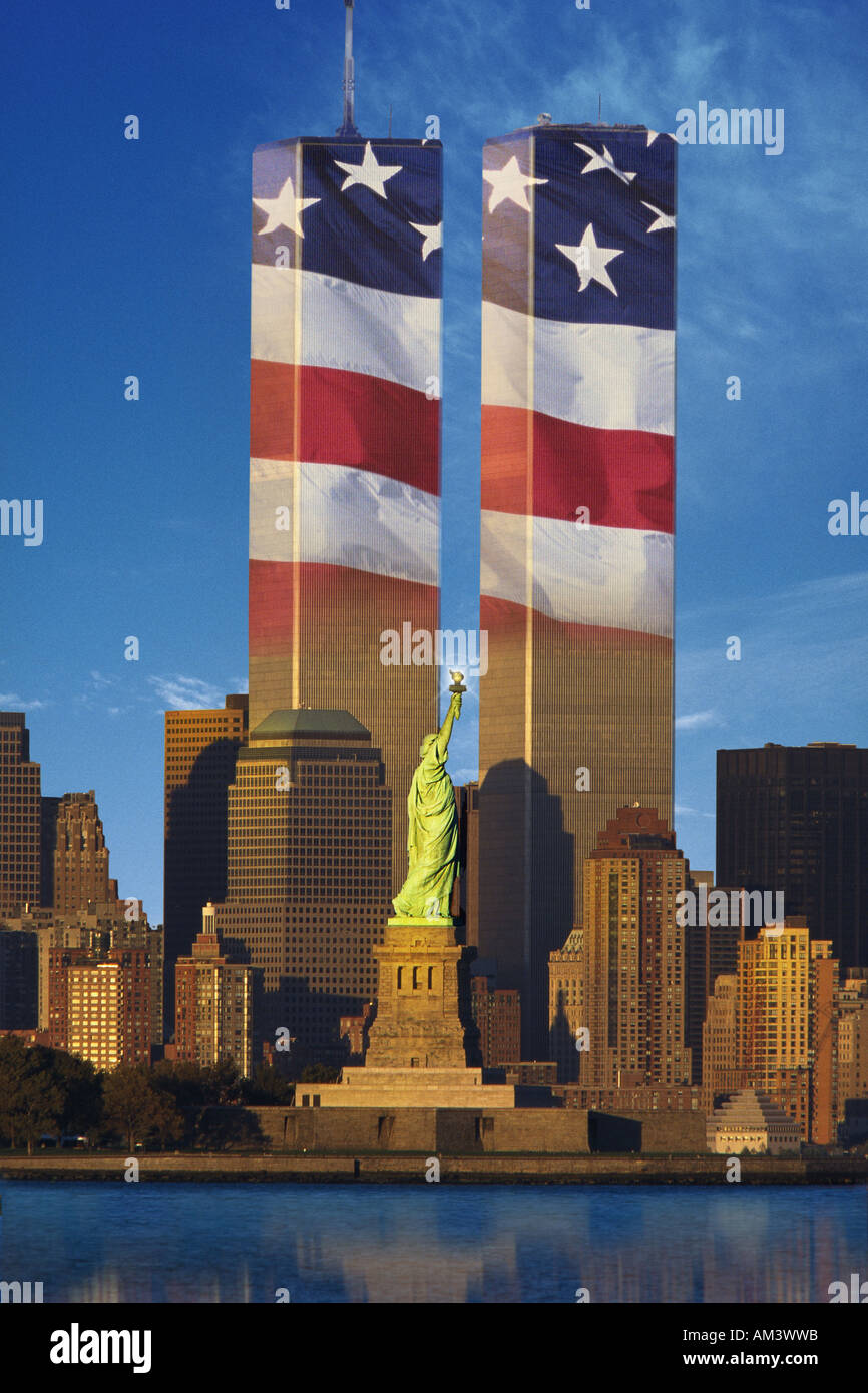 World Trade Center mit amerikanischen Flagge überlagert Stockfoto