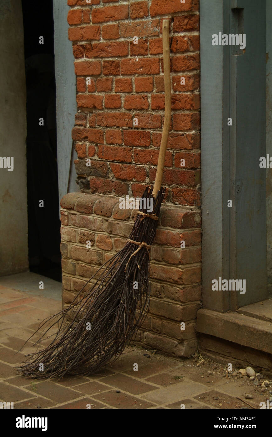 Besenstiel, Kentwell Hall, Besen, Besenstiel, Stockfoto