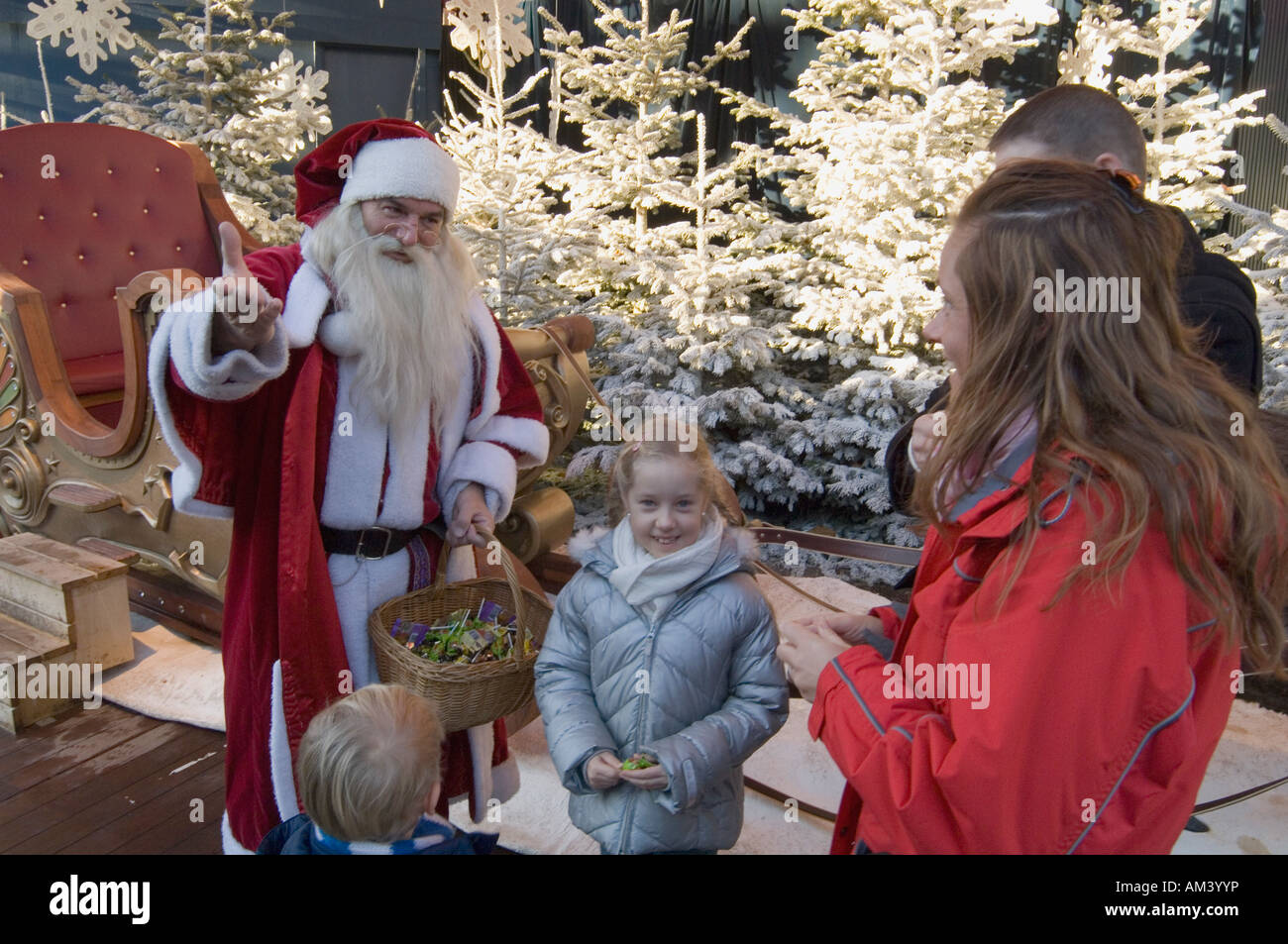 Dänemark, Kopenhagen, Tivoli Gärten zu Weihnachten. Stockfoto