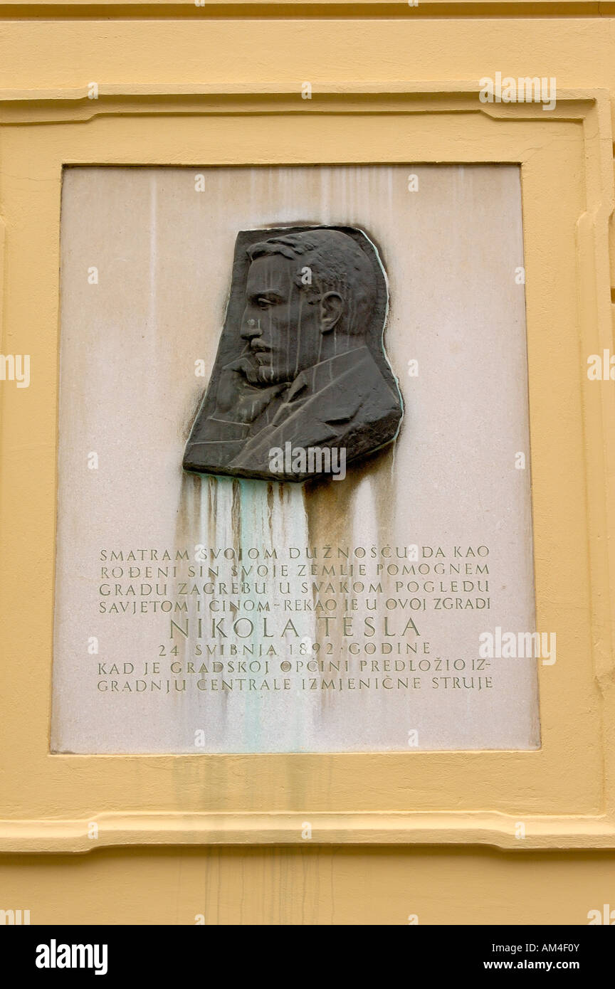 Kroatien, Zagreb, Oberstadt, Reliefskulptur von Nikola Tesla Stockfoto