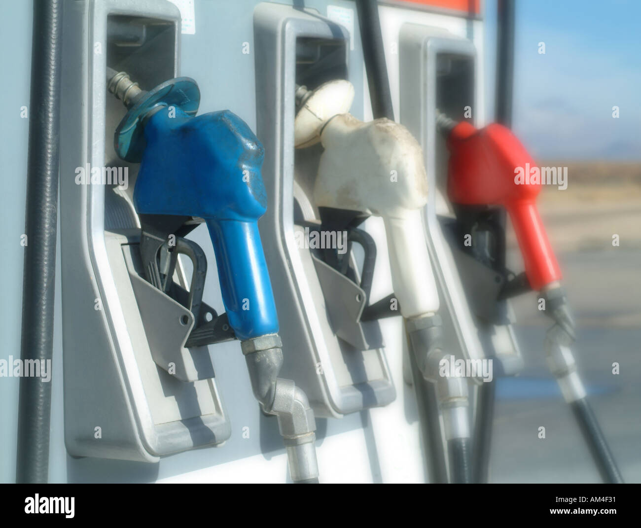 Kraftstoff-Düsen in einem Gas oder Tankstelle Stockfoto
