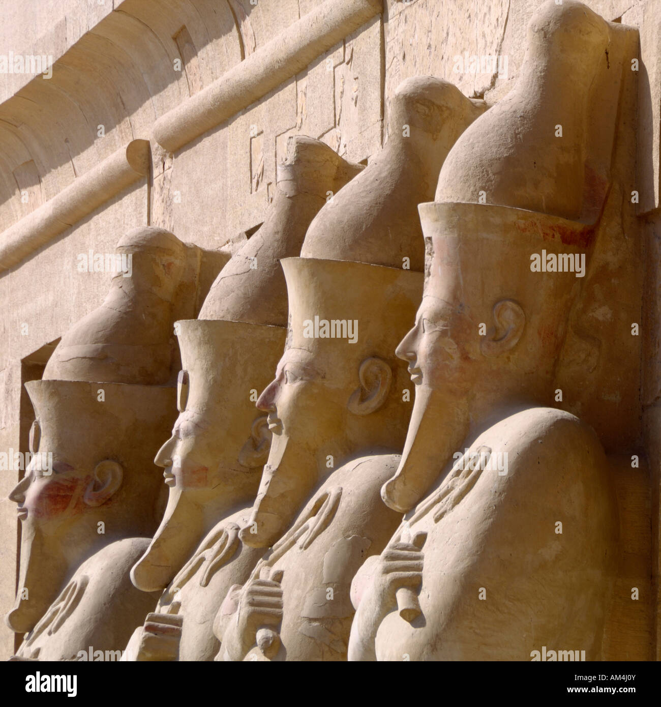 Osiris Statuen oberen Hof Hatschepsut Tempel Ägyptens Nordafrika Stockfoto