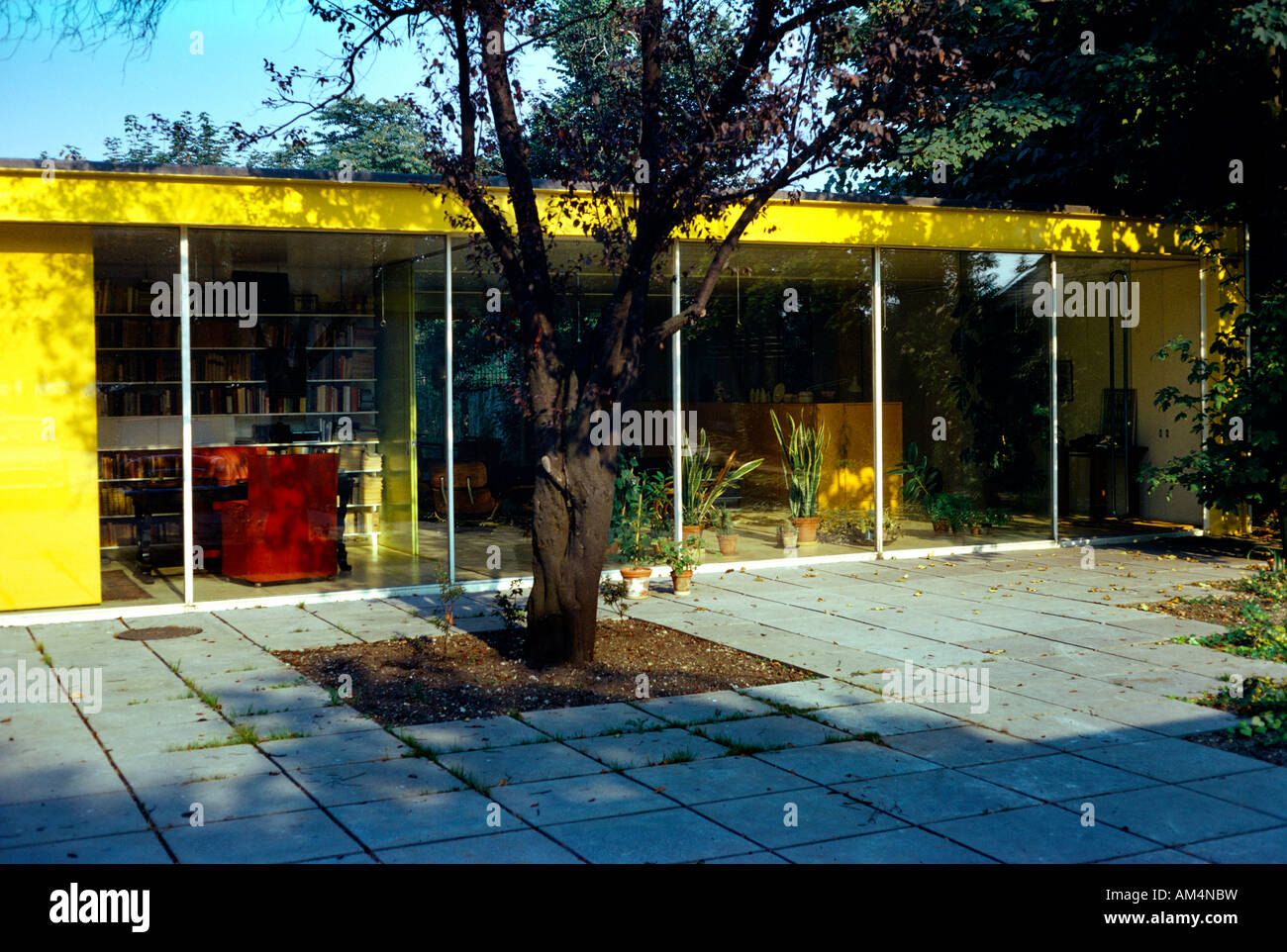 Richard Rogers Haus Wimbledon Vorderansicht des doppelt verglast Windows Patio Stockfoto
