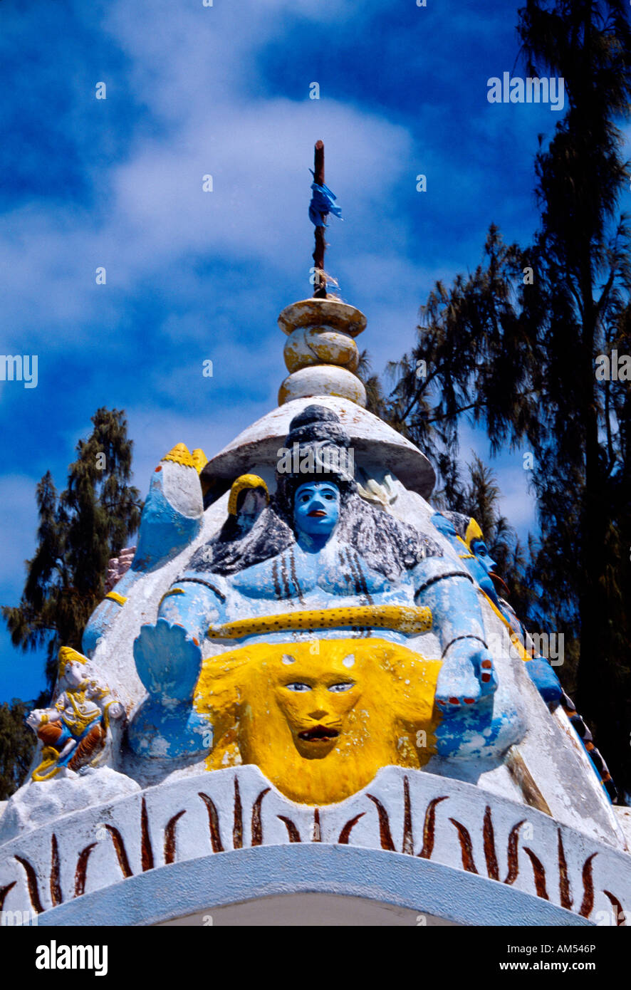 Anse La Raie Mauritius Durga Statue auf Shri Baba Schrein Stockfoto Anse La Raie Mauritius Durga Statue auf Shri Baba Schrein Stockfoto