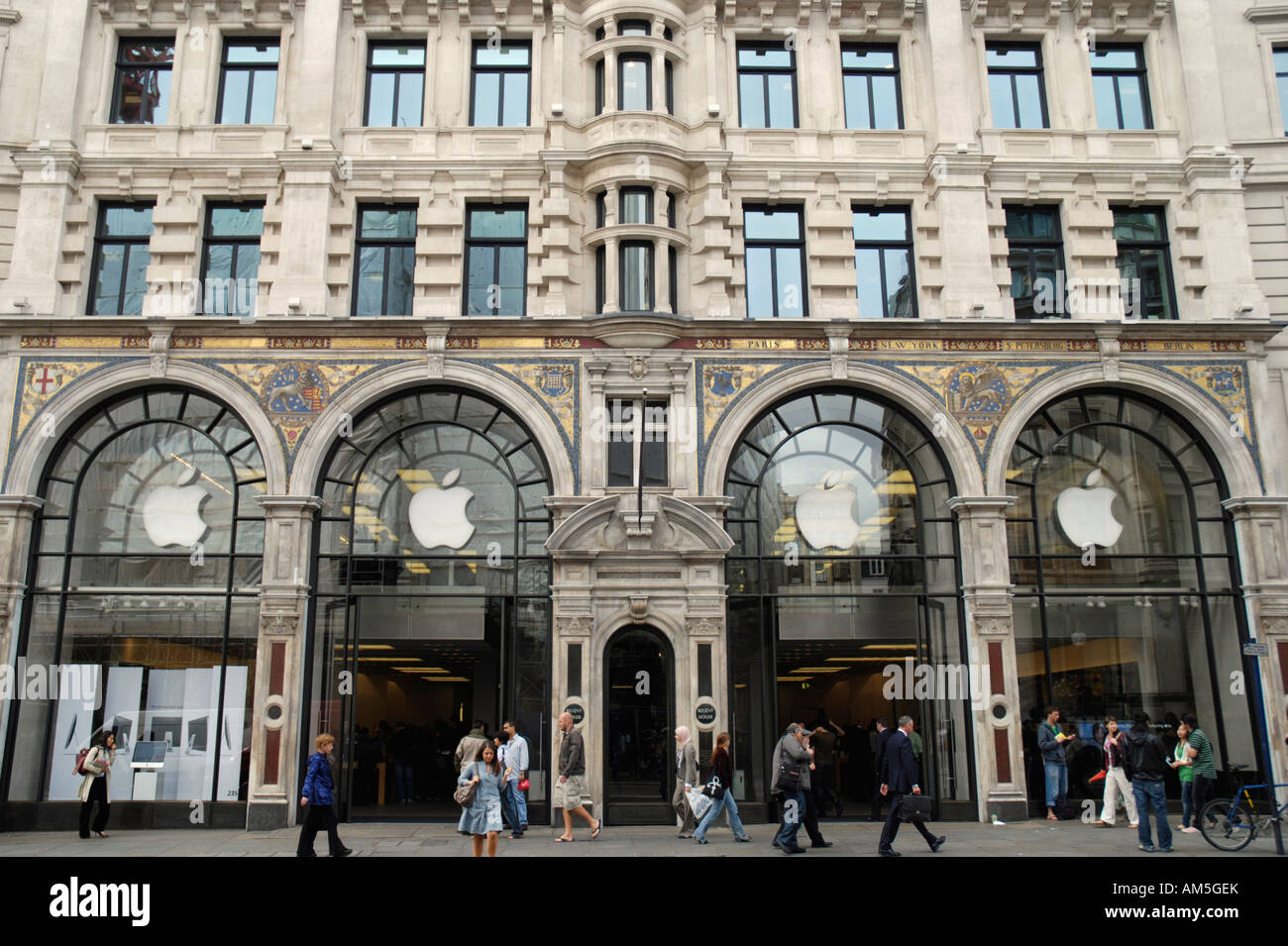 Apple Computer-Store in der Regent Street, London, England 2007 Stockfoto