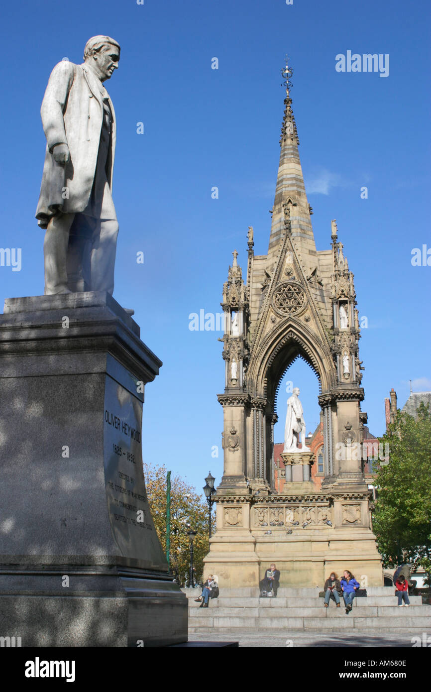 Statue von Oliver Heywood, Albert Square, Manchester. Stockfoto