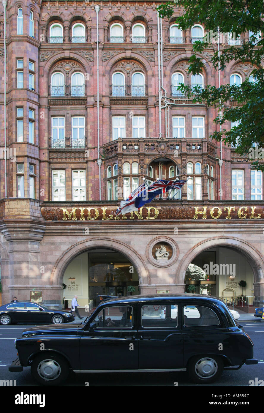 Ein Taxi außerhalb des Midland Hotel, Manchester Stockfoto