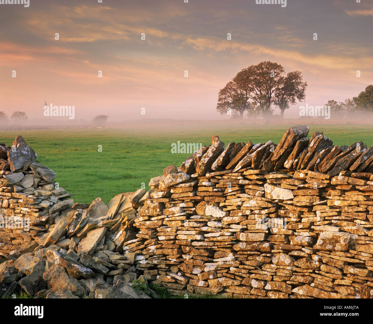 GB - GLOUCESTERSHIRE: Typische Cotswold Szene Stockfoto