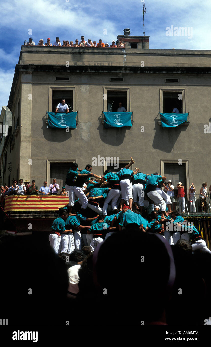 Vilafranca einen menschlichen Turm herunterfallen Stockfoto