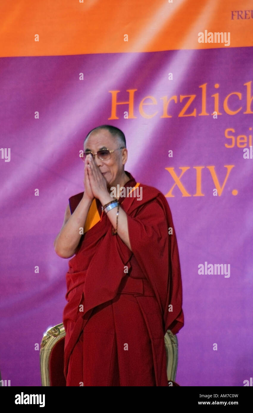 14th dalai lama Fotos und Bildmaterial in hoher Auflösung Alamy