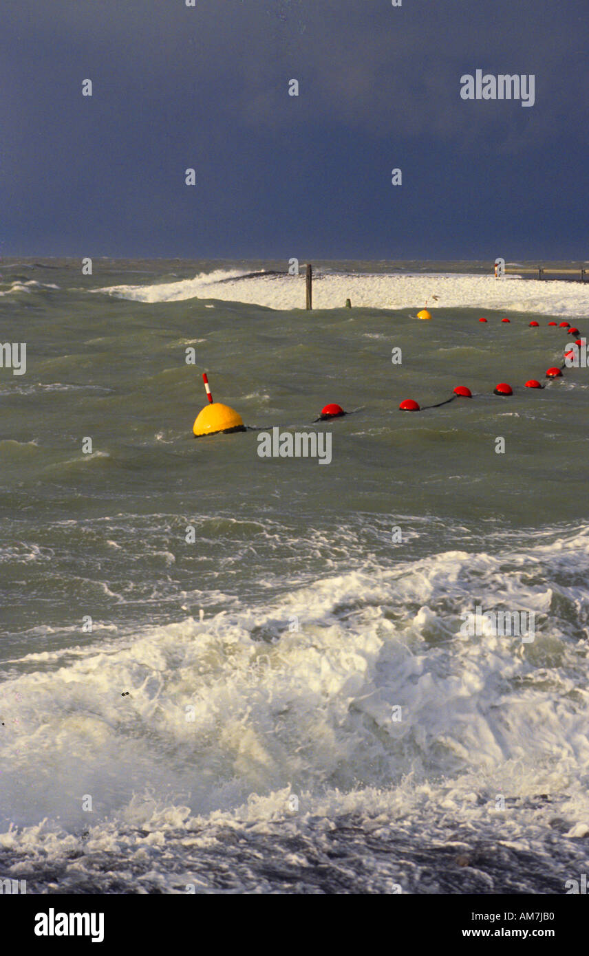 Niederlande Nordsee Red storm blaue Küste Wasser Sealand Stockfoto