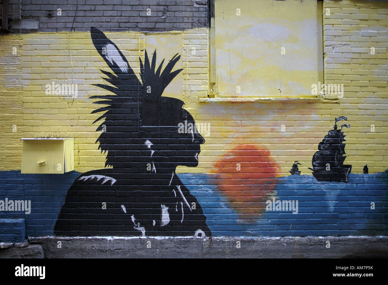 Graffiti von indianischen und Segelschiffe. Le Village, Montreal, Quebec, Kanada Stockfoto