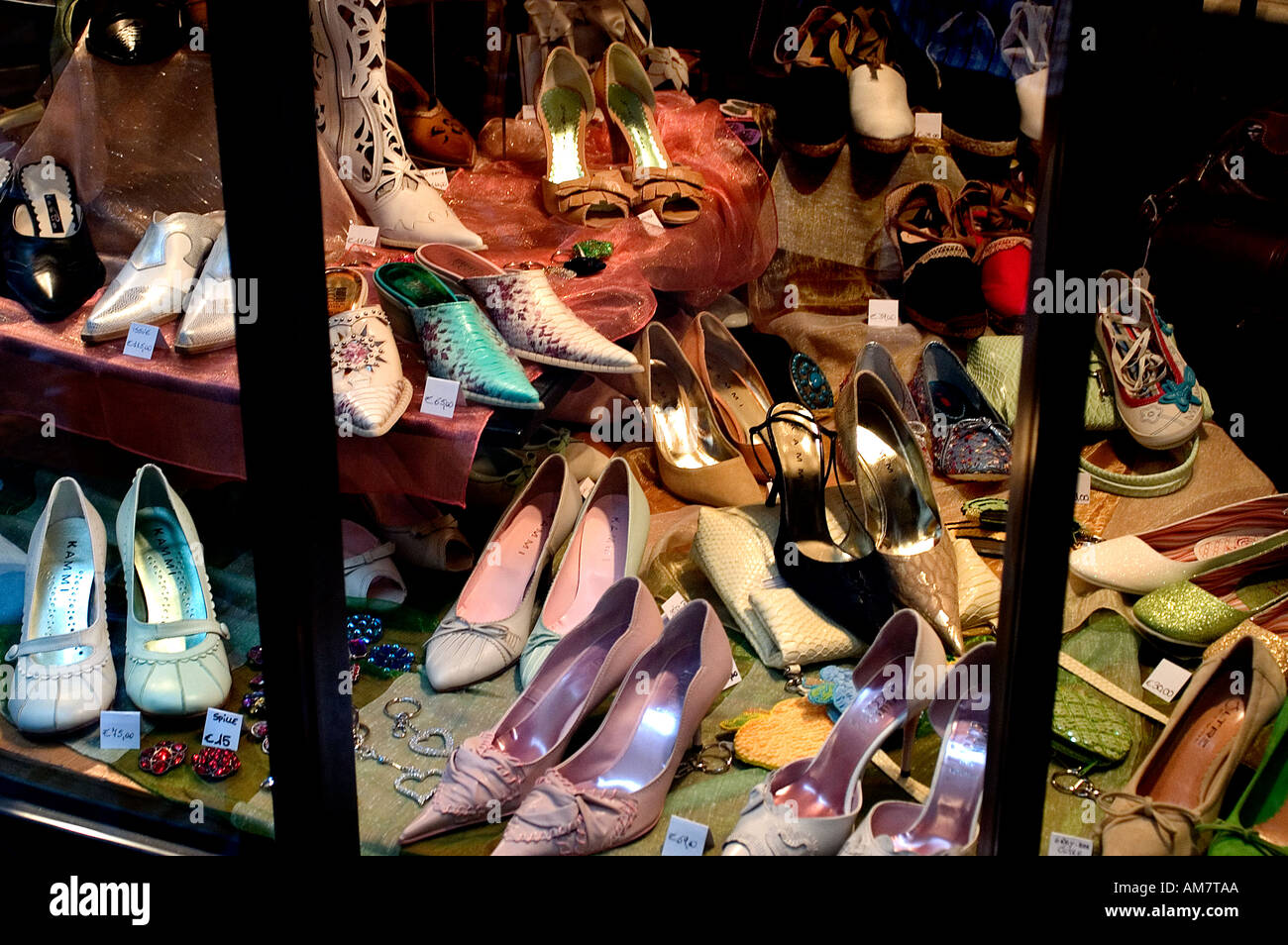 Toskana Italien italienische Mode Schuh Schuhe Trendy Stockfotografie -  Alamy