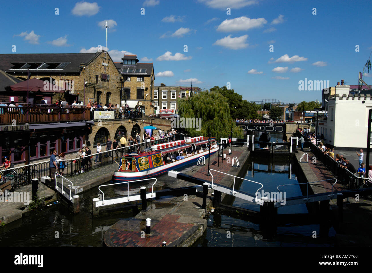 Regent es Canal bei Camden Town, London, England, UK Stockfoto