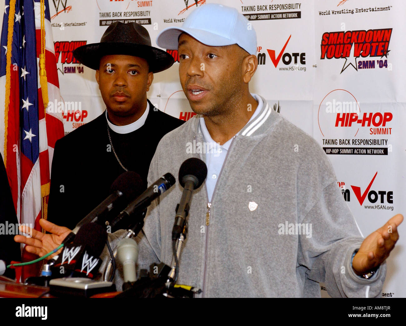 Russell Simmons Vorsitzender des Hip Hop Summit Action Network spricht während einer Pressekonferenz, die eine Partnerschaft von Hip Ho angekündigt Stockfoto