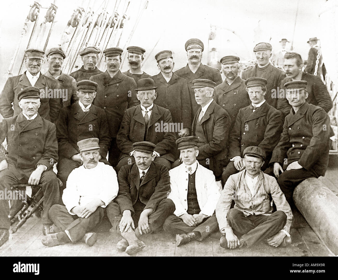 Roald Amundsen und Crew an Bord der Fram in Hobart Tasmanien März 1912 auf ihrer Rückkehr vom Südpol Stockfoto