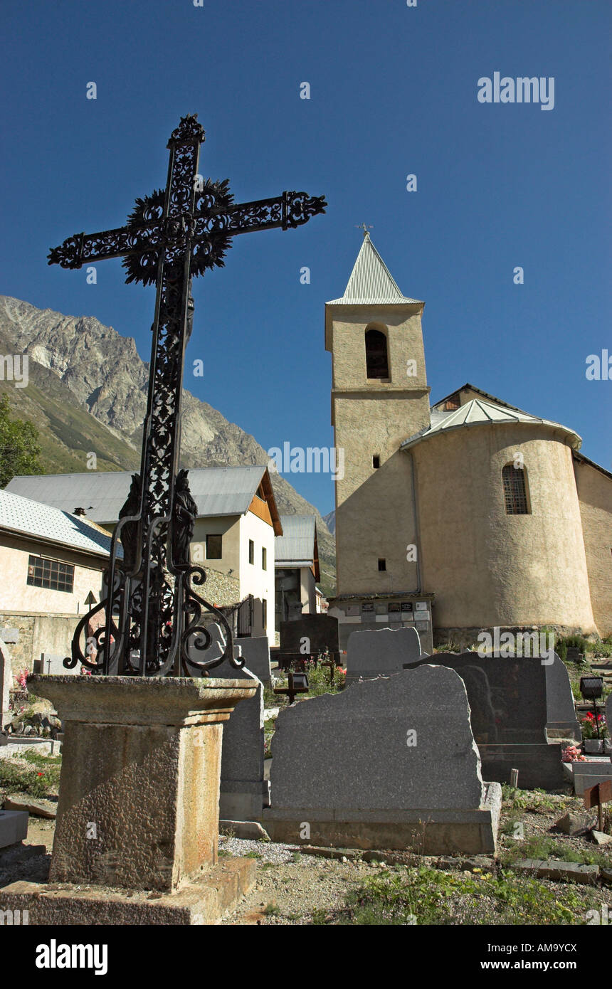 Die Kirche von St Christophe im französischen Nationalpark Ecrins Stockfoto