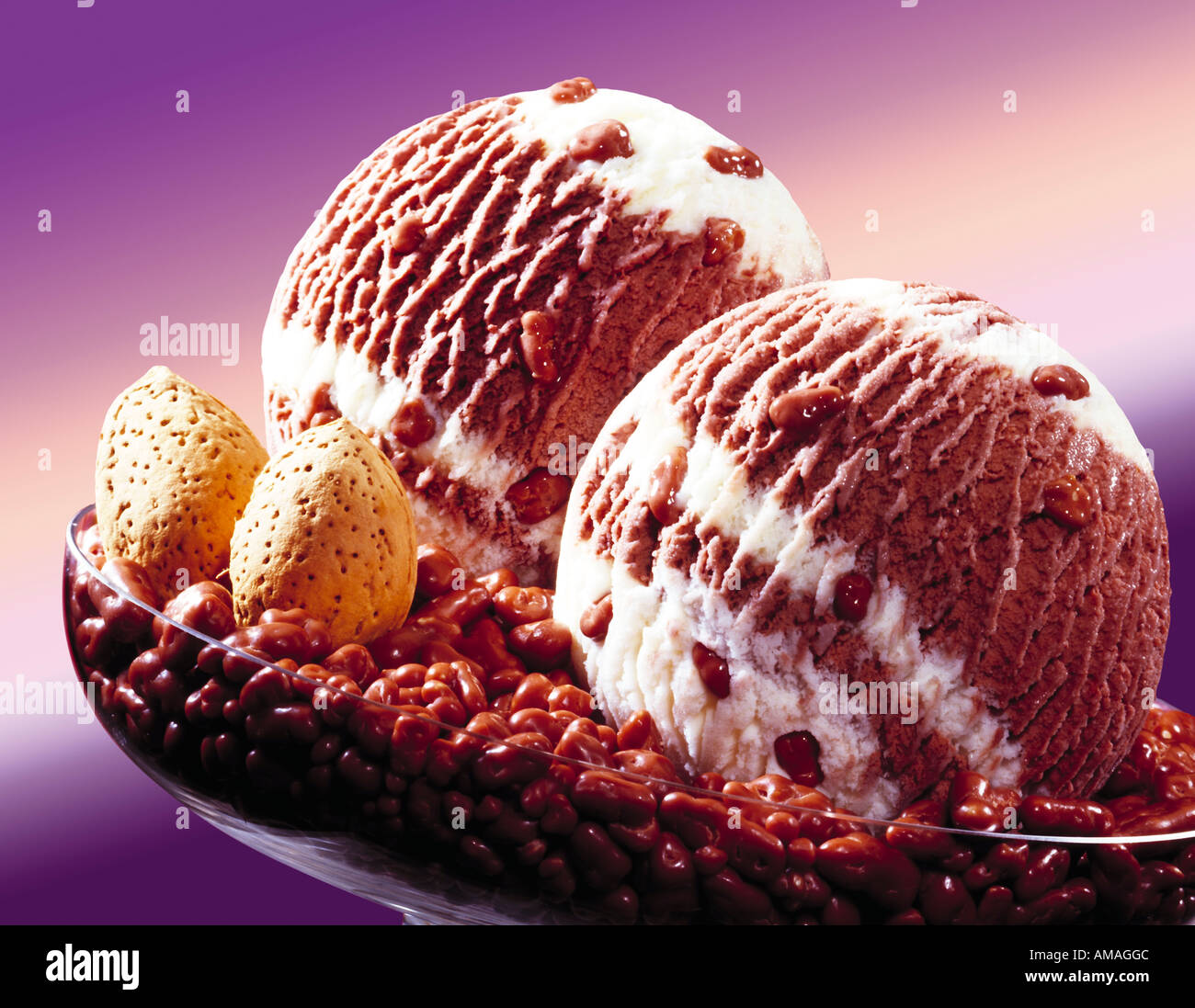 Mandel-Schoko-Eis Stockfoto