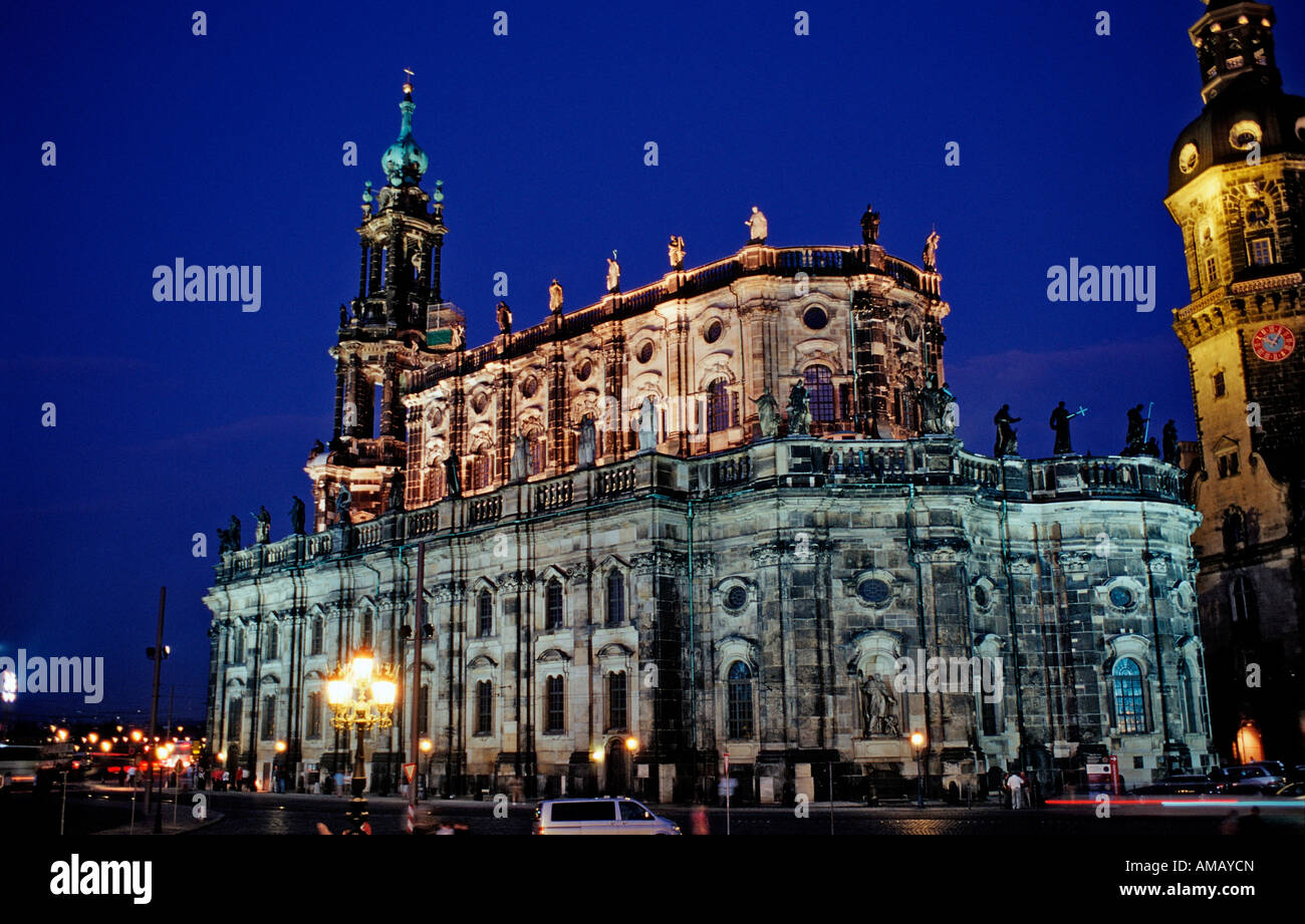 Hofkirche Hausmannsturm und Schloss in der Nacht Deutschland Dresden Stockfoto