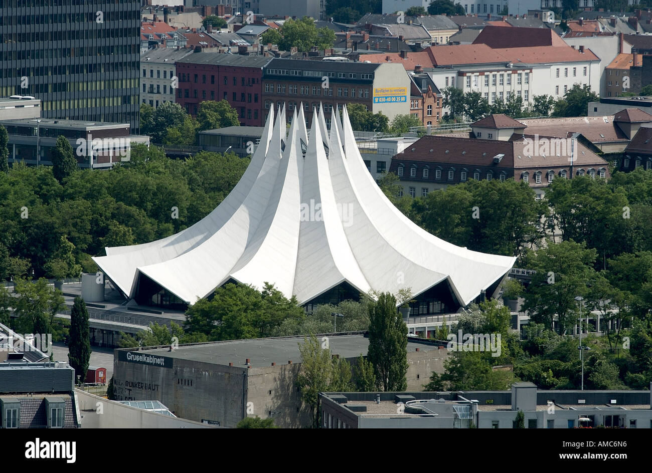 Zeltdach der Kulturhalle Tempodrom Berlin Deutschland Stockfoto