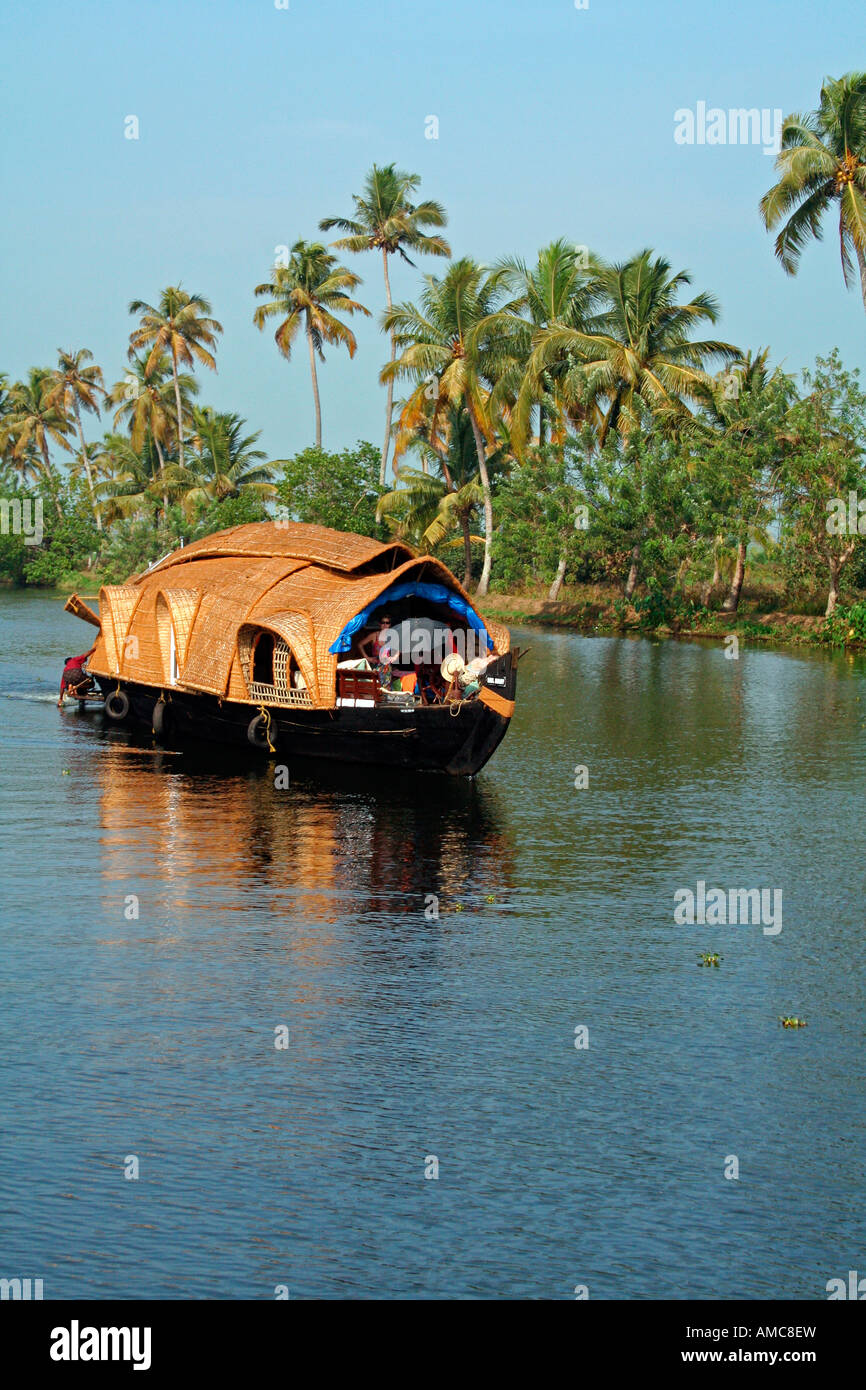 Hausboot in in der Nähe von Alappuzha oder Alleppey, oft als das Venedig von Kerala Backwaters cruise Stockfoto