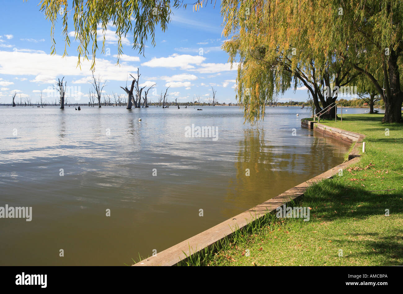 See Mulwala Freizeit Oase in der Nähe von Partnerstädten Grenze Mulwala NSW Yarrawonga Victoria Australien Stockfoto