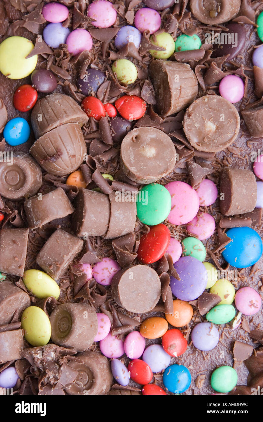 Kuchen mit Schokolade bedeckt in Süßigkeiten und Schokolade Karamel Stockfoto