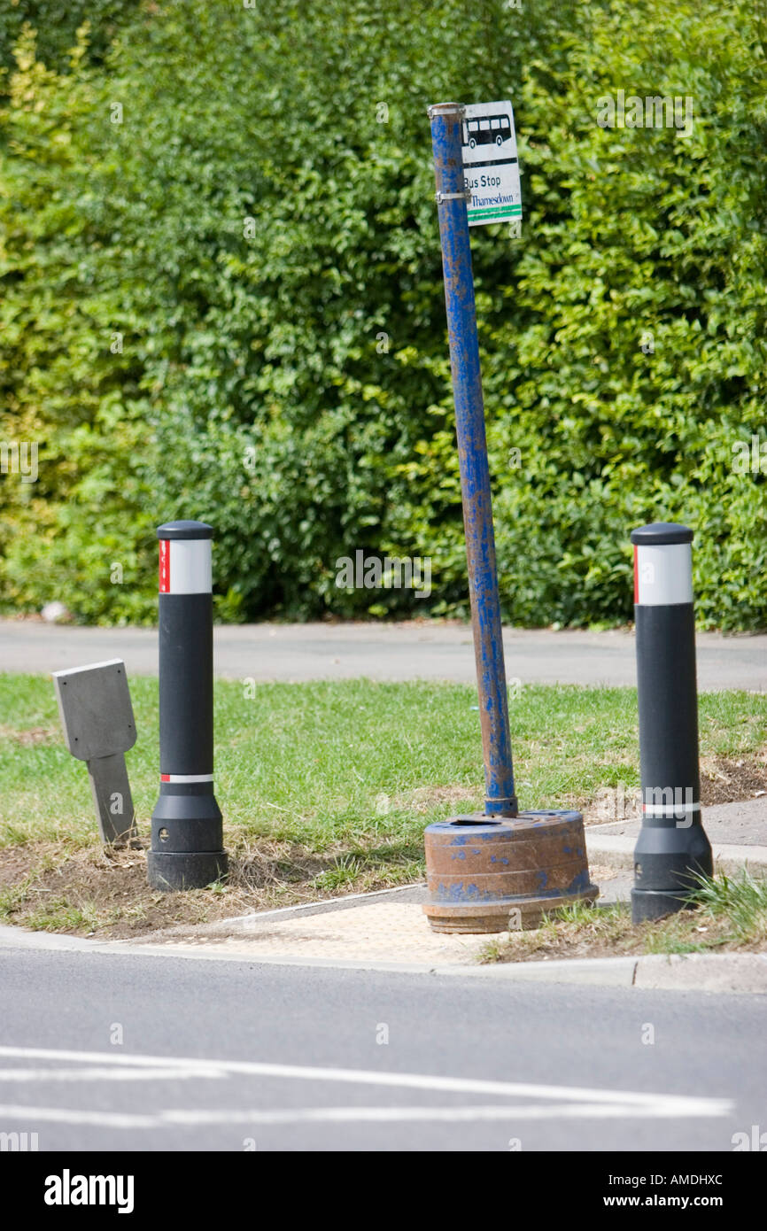 Temporäre Haltestelle wegen Bauarbeiten geschlossen Stockfoto