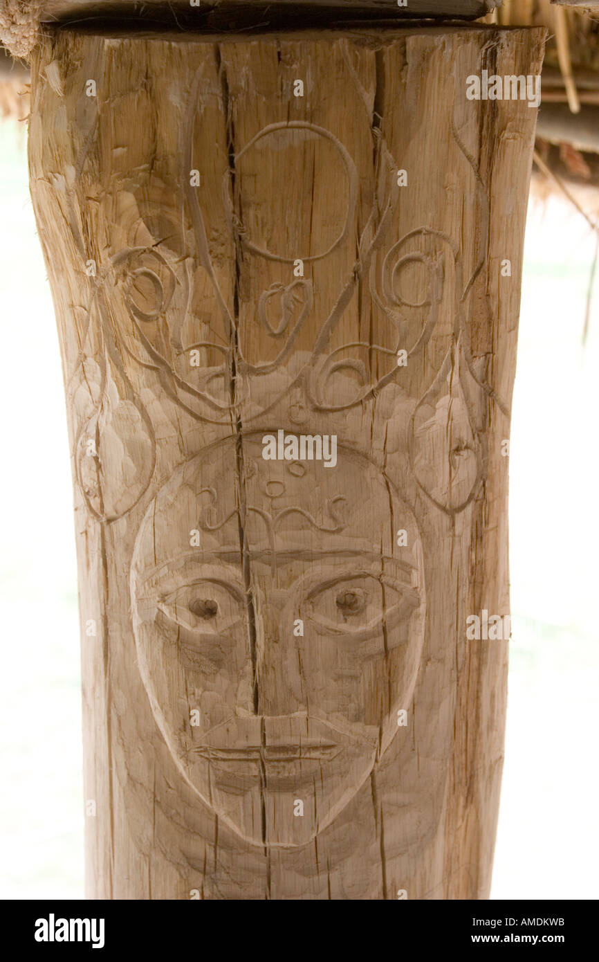 Rekonstruktion einer Lehmhütte Eisenzeit Stockfoto